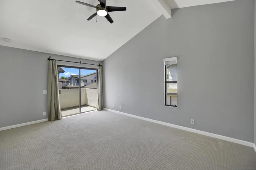 8878 Regents Road #201 photo 26