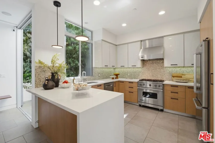 853 21st Street #104 photo 11