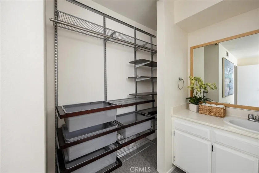 961 E California Boulevard #327 photo 28
