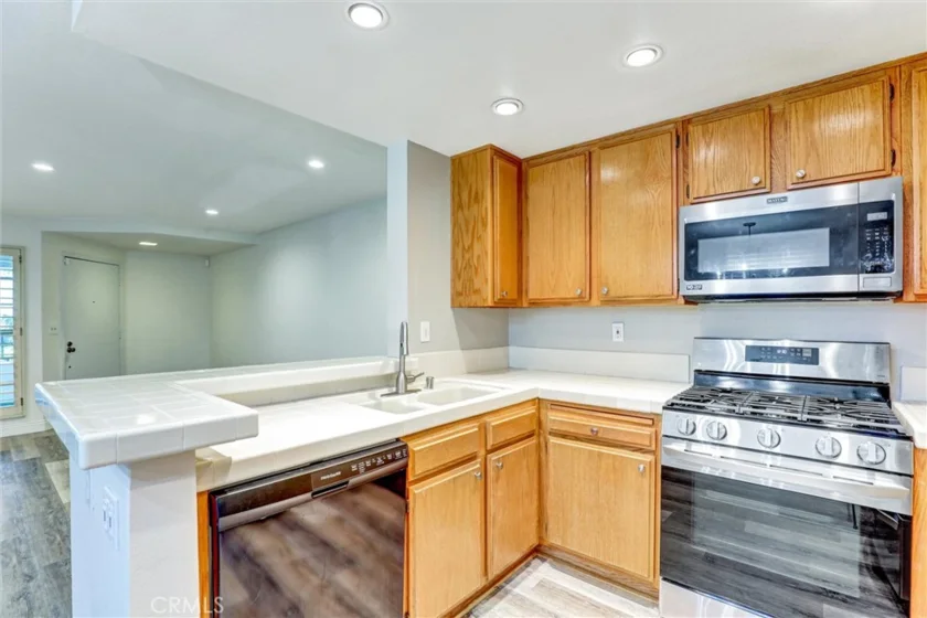 27343 Nicole Drive photo 8
