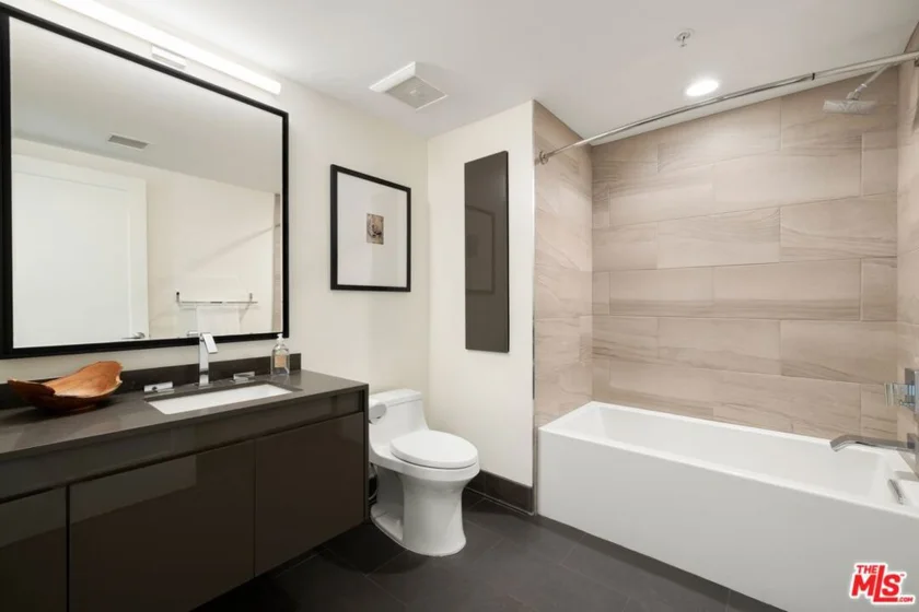 2300 Wilshire Boulevard #217 photo 13