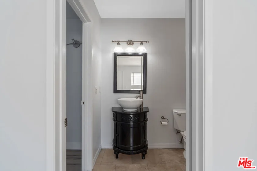 9210 Van Nuys Boulevard #11 photo 15