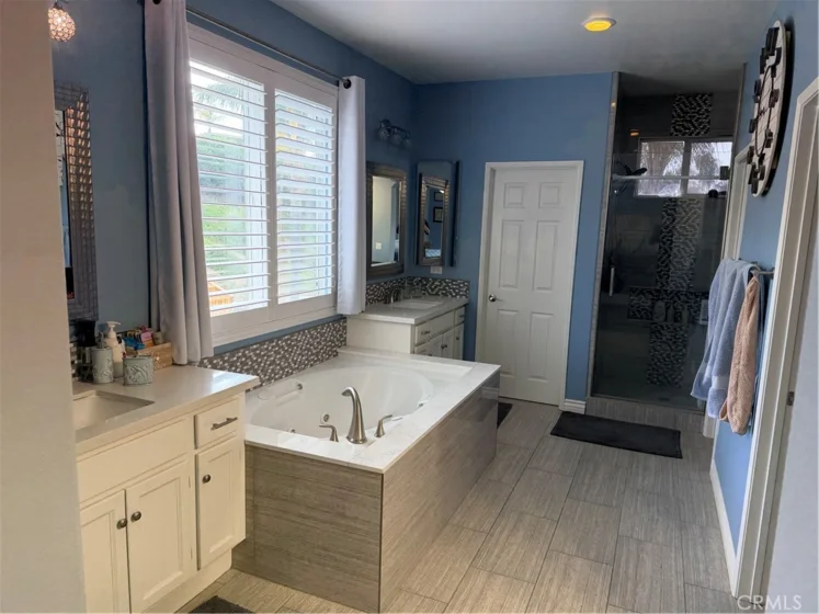 23776 Brookside Court photo 10