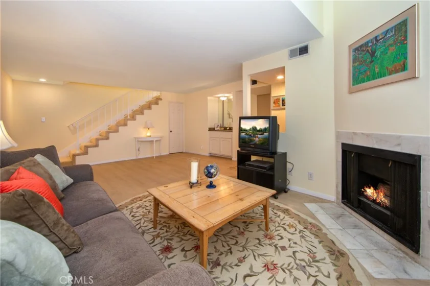 21620 Burbank Boulevard #17 photo 1