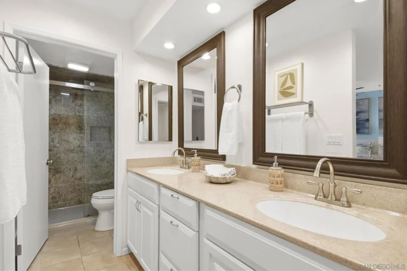 3940 Dove Street #204 photo 32