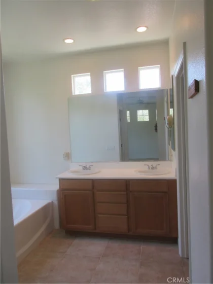 65 Figtree photo 31