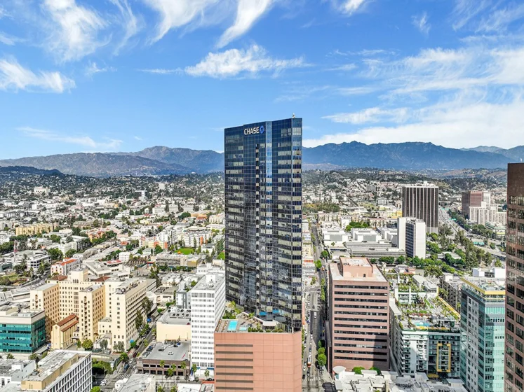 1100 Wilshire #2901 photo 1