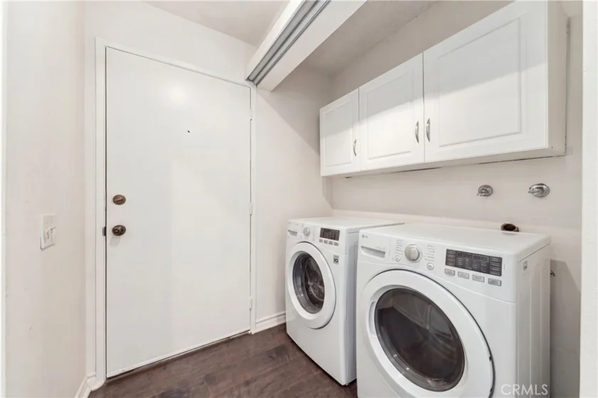 2530 Clairemont Drive #301 photo 19