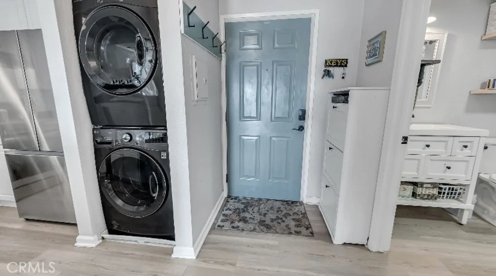 838 Pine Avenue #409 photo 23