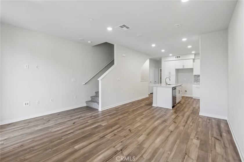 9549 Hannah Way photo 18