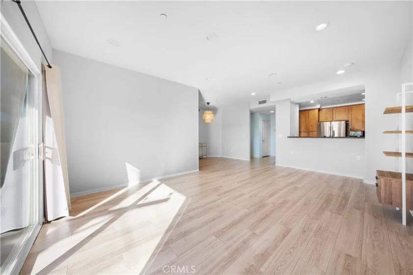 9610 Zelzah Avenue #312 photo 2