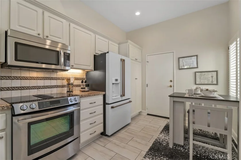 28825 Paseo Campana photo 9