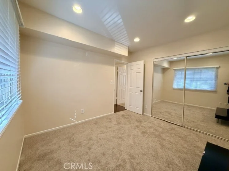 8650 Belford photo 15