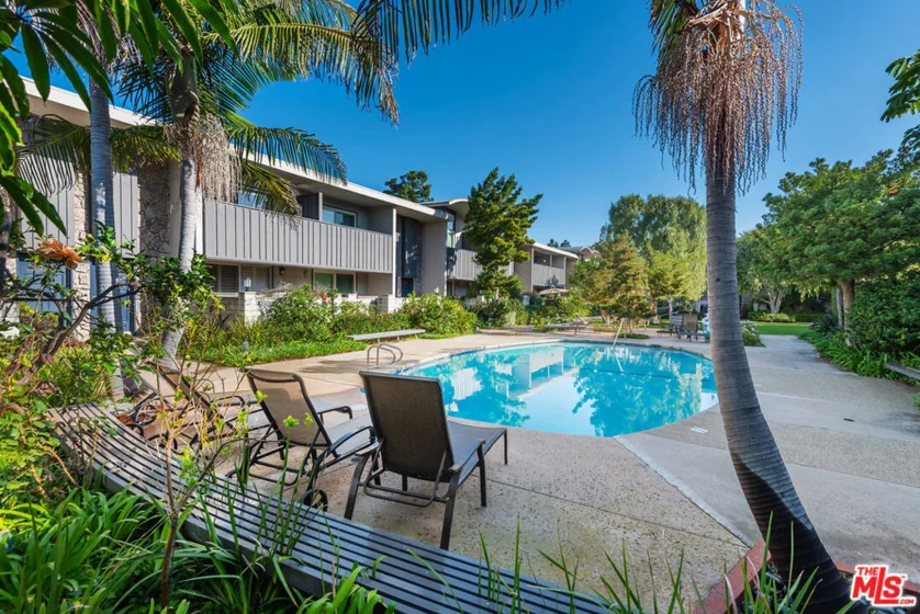 13233 Fiji Way #H photo 46