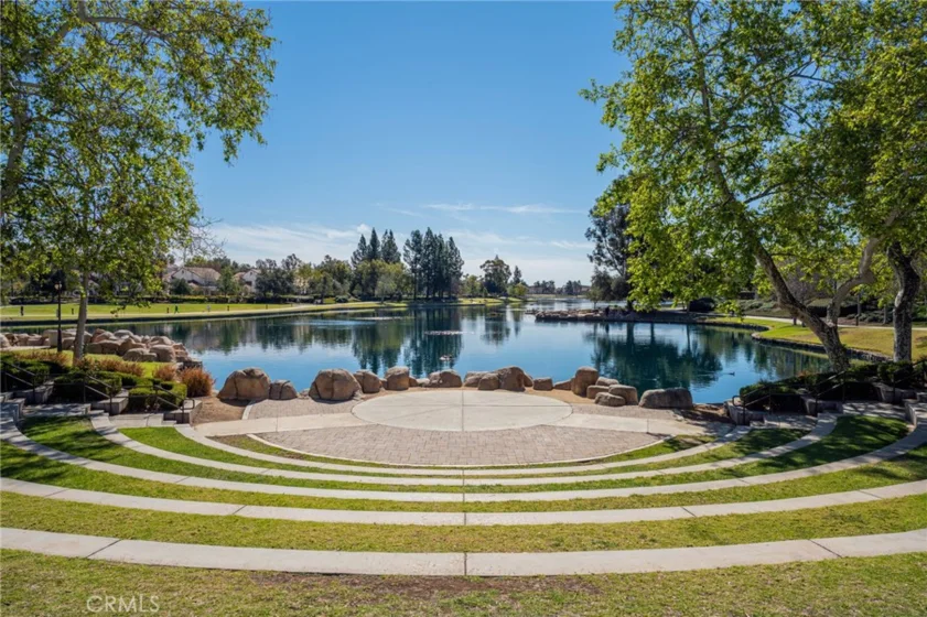 38 Carnation photo 40
