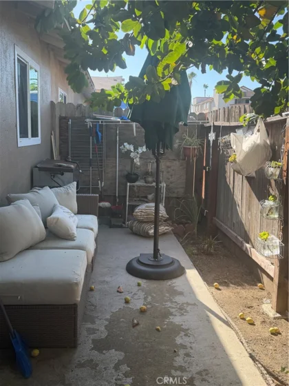1602 N King A4 photo 37