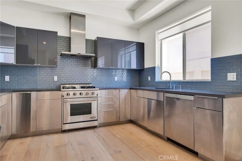 1715 Armacost Avenue #2 photo 8