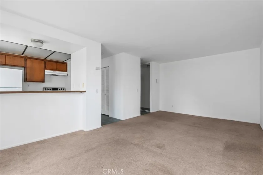 1507 S Raitt photo 7