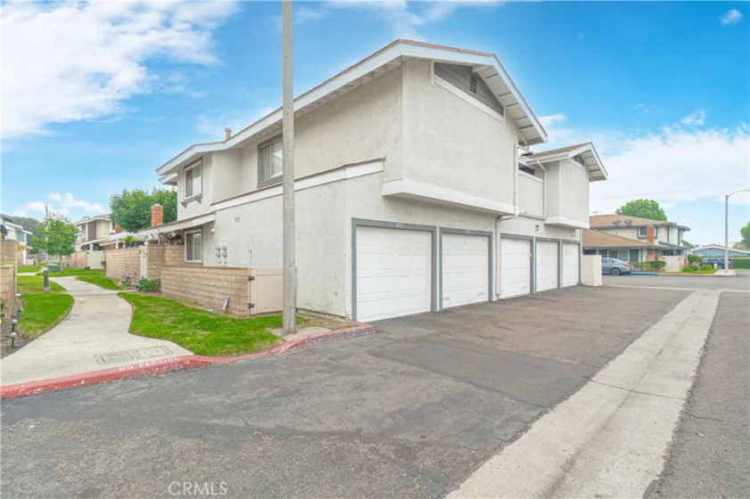 8072 Woodland Drive #31 photo 1