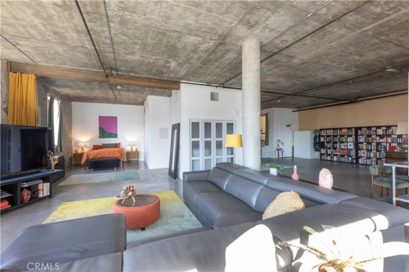 835 Locust Avenue #419 photo 28