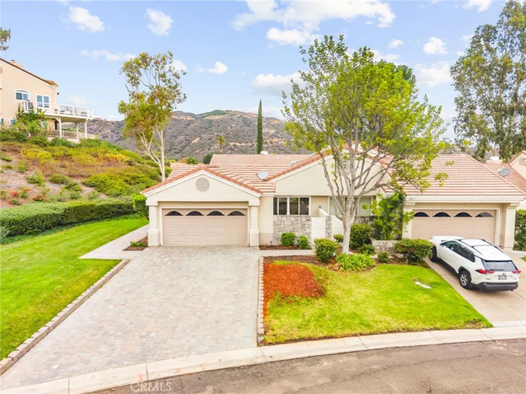 38521 Glen Abbey photo 31
