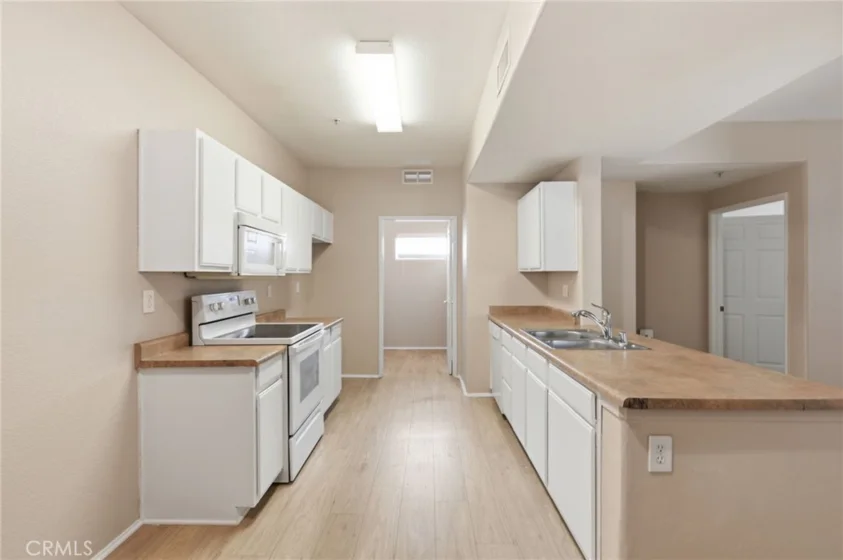 24909 Madison #2324 photo 37