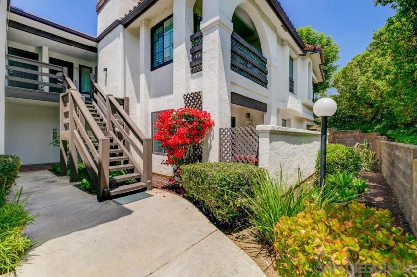 1709 Pepper Drive photo 1
