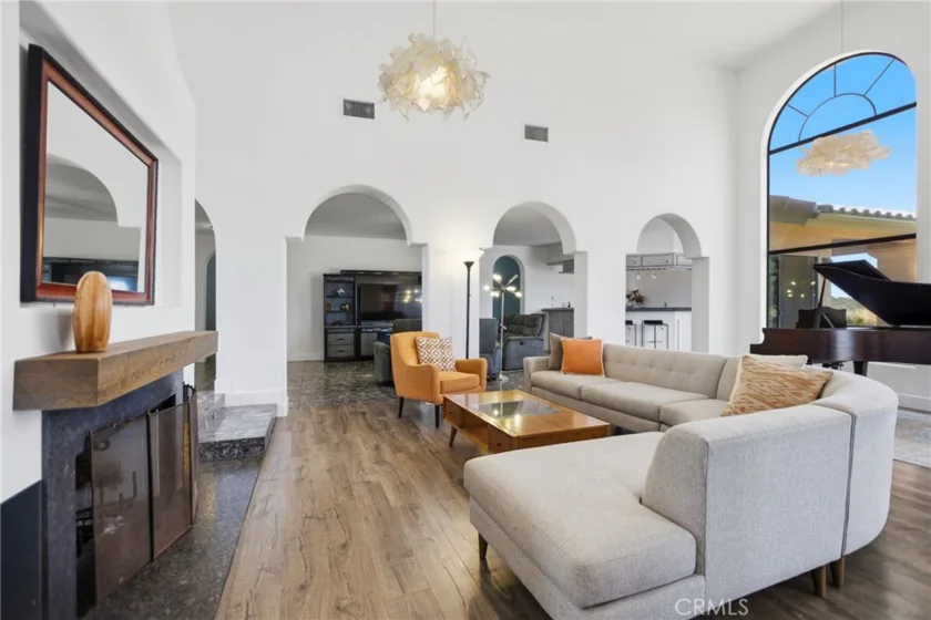 21384 Paseo Montana photo 15