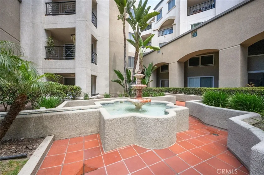 200 Pacific Coast #M-9 photo 25