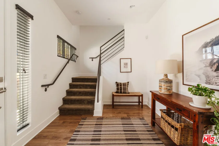 2753 Waverly Drive #601 photo 24