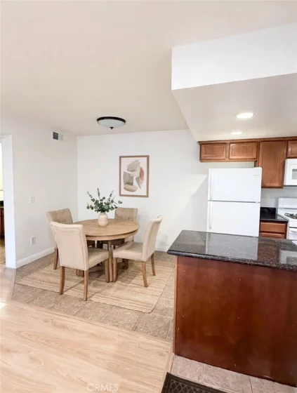1144 W Blaine photo 7