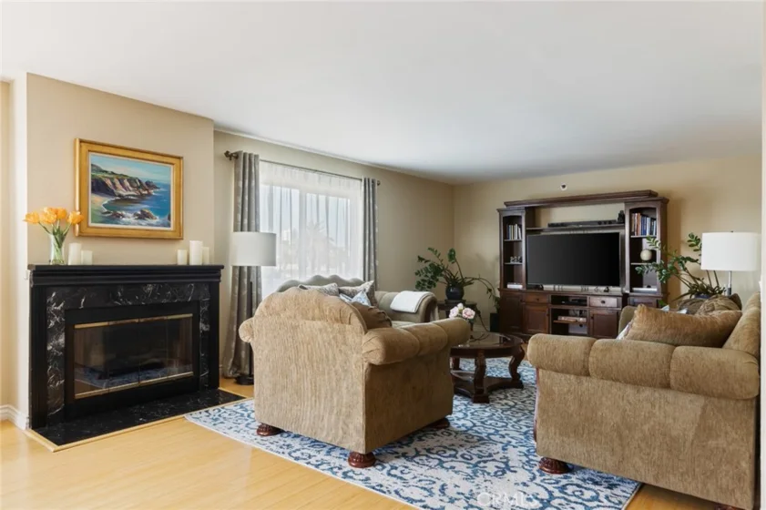 726 Elm Avenue #404 photo 12