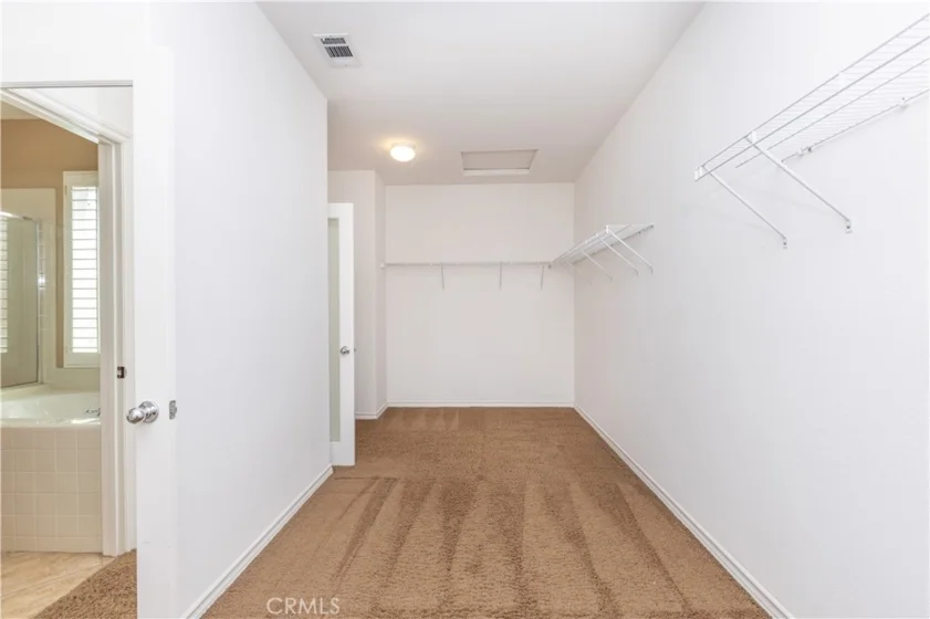 46223 Drymen Avenue photo 37