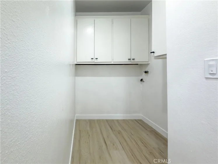 1944 Glendon Avenue #209 photo 64
