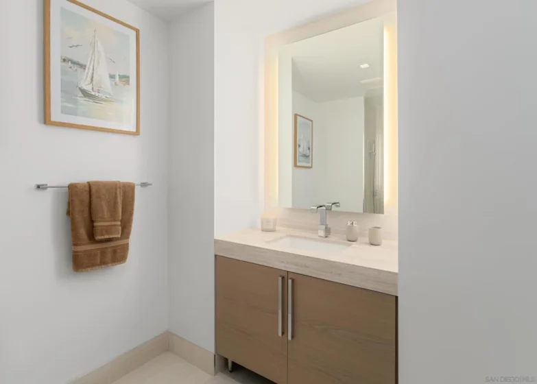 888 W E Street #2203 photo 18