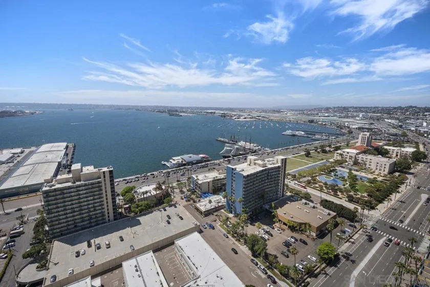 1205 Pacific Hwy #3101 photo 33