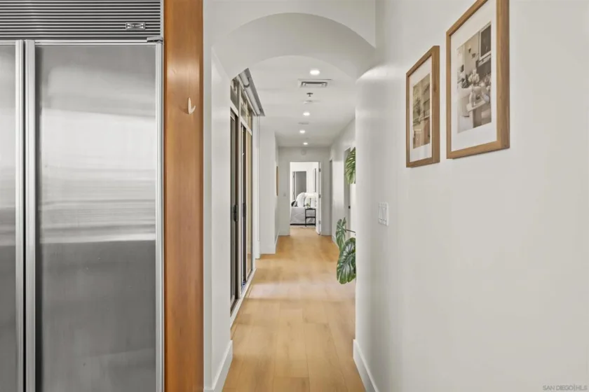 700 W Harbor #2501 photo 30