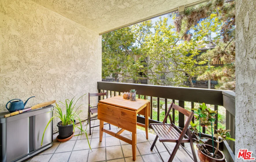 8207 Summertime Lane photo 10