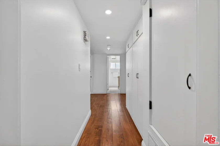 4563 Finley Avenue #3 photo 15