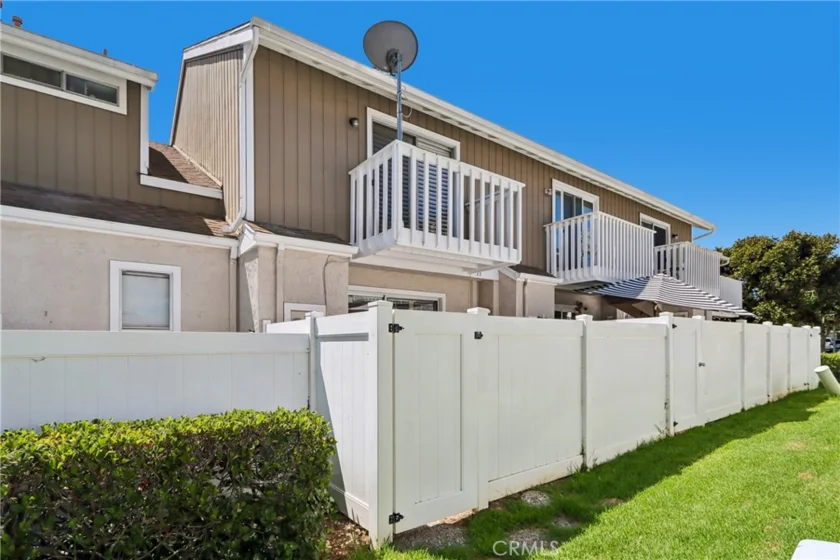 73 Bentwood Lane photo 35