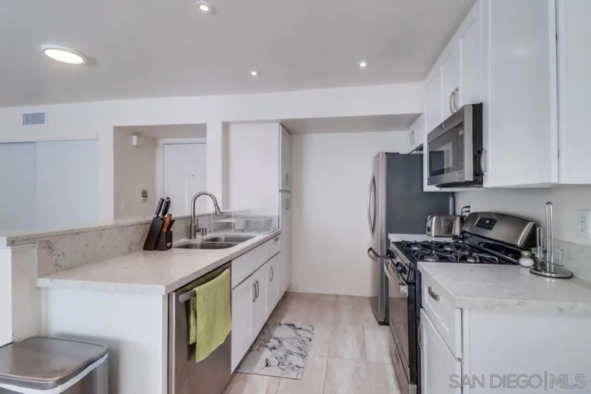 4205 Ohio Street #102 photo 29