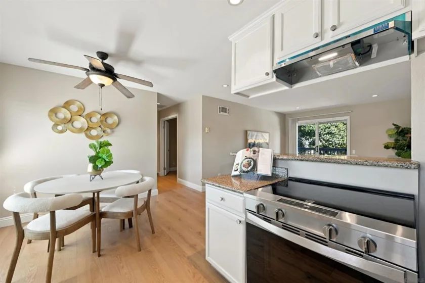 6333 College Grove #2206 photo 6