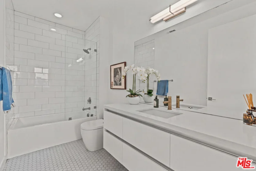 11724 Culver Boulevard #10 photo 37