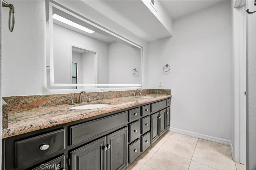 5733 E Stillwater Avenue #2 photo 23