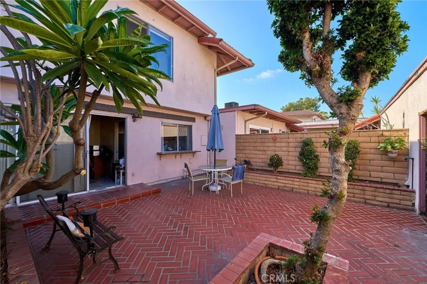 11434 Brookhurst Street photo 1