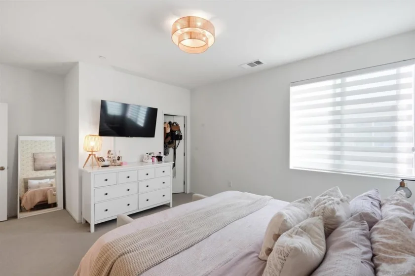 5491 Seacliff Place #108 photo 28