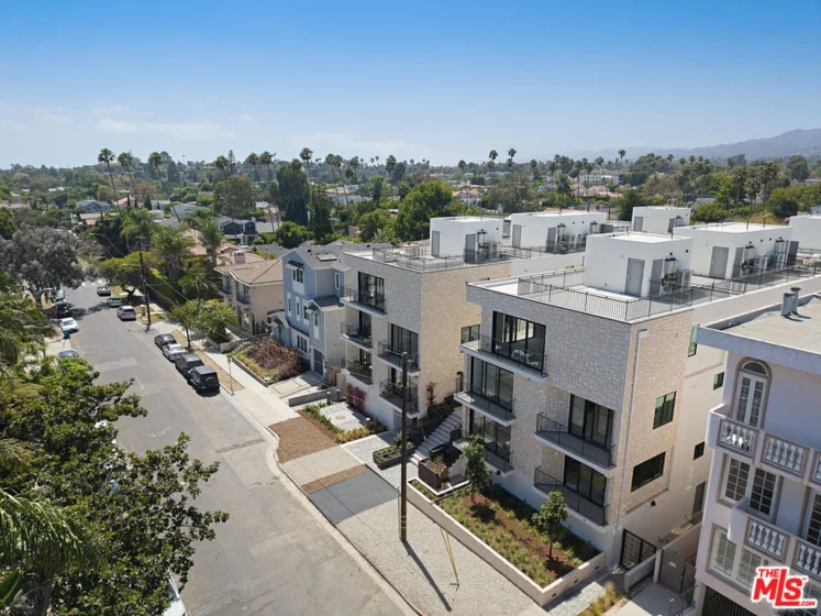 11967 Mayfield Avenue #108 photo 55