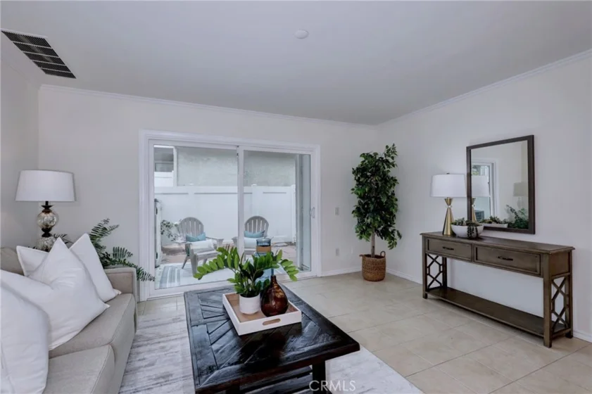 35 Bentwood Lane photo 1