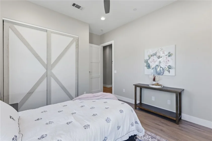 24940 Hayes photo 44