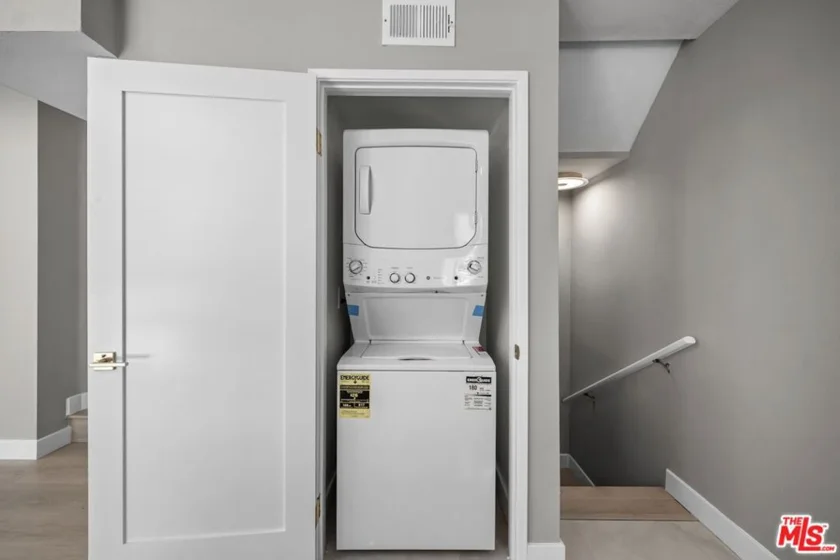 869 S Wooster Street #301 photo 16